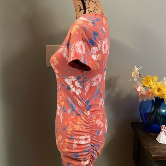 Isabel maternity dress size medium. - Picture 9 of 12